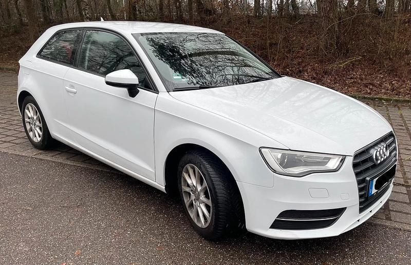 Gebraucht Audi A3 Attraction 125 PS (91 kW) 2014 Weiß Kleinwagen