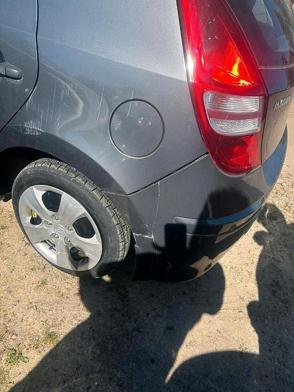 Gebraucht Hyundai i30 108 PS (79 kW) 2011 Kombi