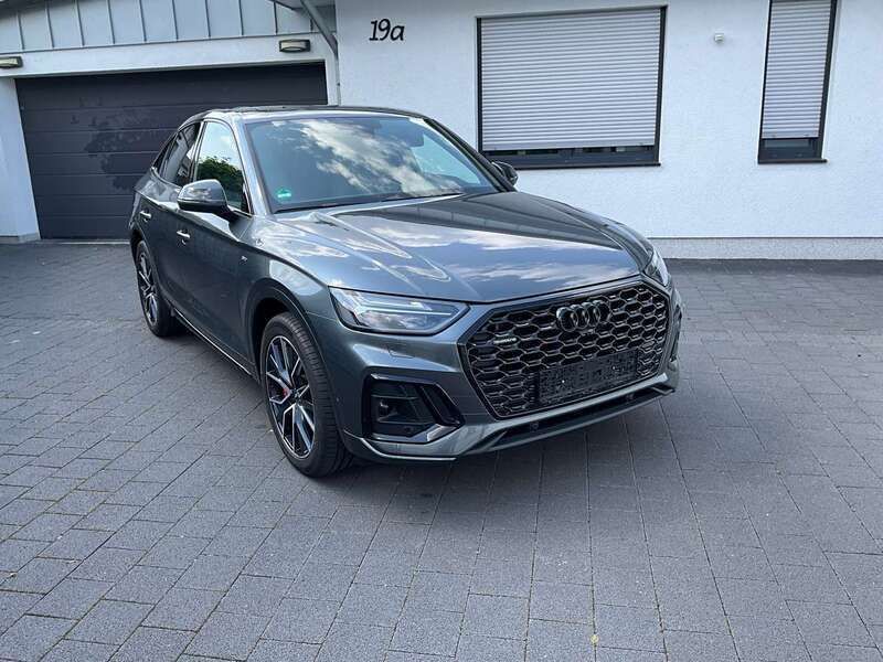 Grau Gebraucht 2023 Audi Q5 Sportback SUV | 53.000 € (Fairer Preis) - Bild 1/4