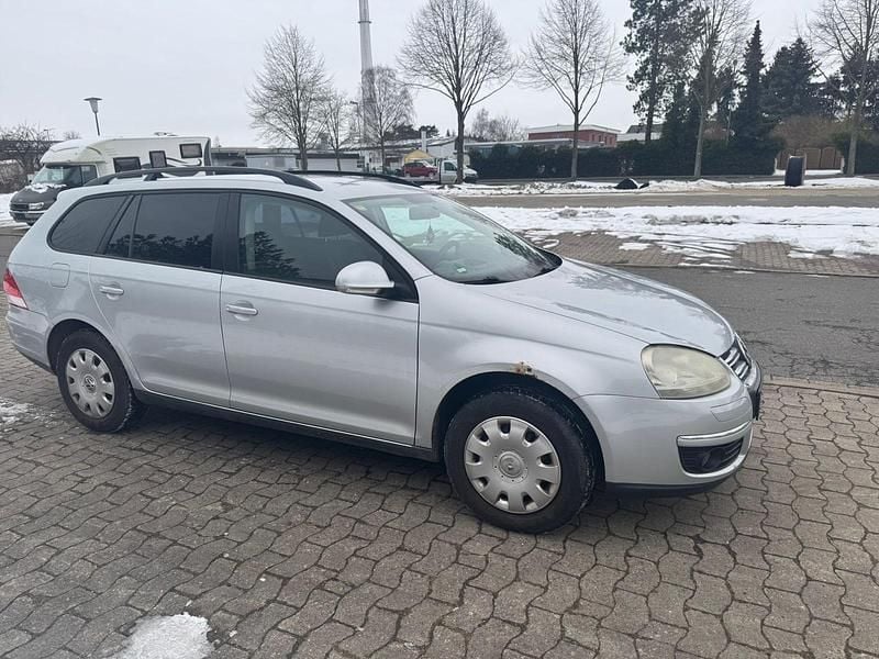 Gebraucht VW Golf V 105 PS (77 kW) 2009 Silber Kombi