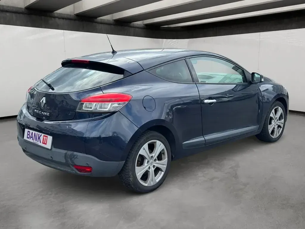 Gebraucht Renault Mégane III 110 PS (80 kW) 2010 Blau Kleinwagen