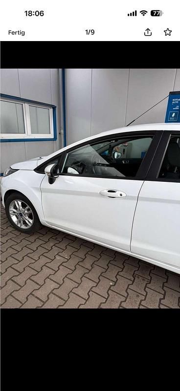 Gebraucht Ford Fiesta SYNC Edition 82 PS (60 kW) 2015 Weiß Kleinwagen