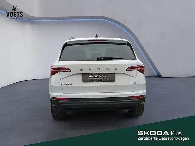 Gebraucht Skoda Karoq Tour 150 PS (110 kW) 2022 Weiß SUV