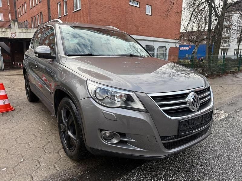 Gebraucht VW Tiguan Sportline 170 PS (125 kW) 2010 Grau SUV
