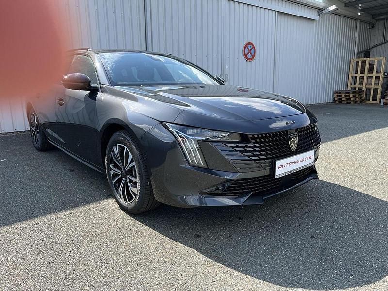 Gebraucht Peugeot 508 Allure 131 PS (96 kW) 2023 Titanium grau (grau) Kombi