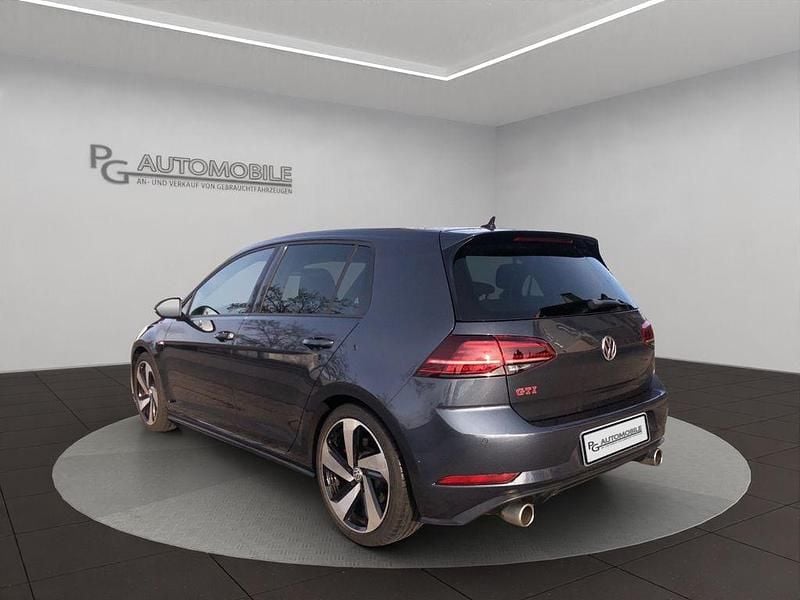 Gebraucht VW Golf VIII GTI 245 PS (180 kW) 2020 Blau Limousine
