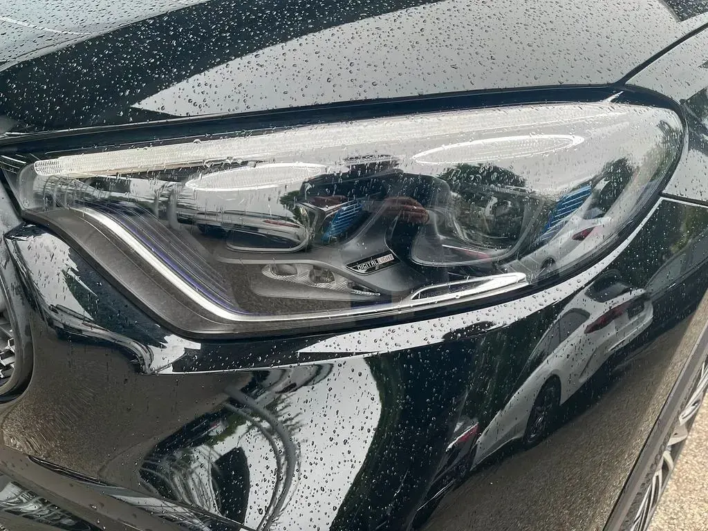 Gebraucht Mercedes GLC300 AMG 269 PS (197 kW) 2025 Schwarz uni SUV