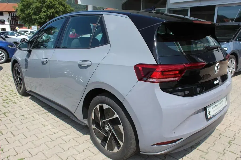 Gebraucht VW ID.3 Pro 150 kW (204 PS) 2024 Mondsteingrau Kleinwagen
