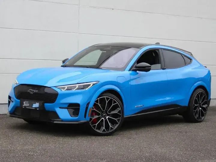 Andere farbe Gebraucht 2022 Ford Mustang Mach-E GT SUV | 59.755 € (Teuer) - Bild 1/4