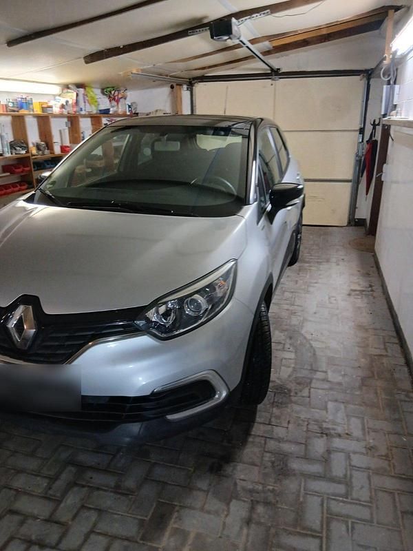 Gebraucht Renault Captur 90 PS (66 kW) 2018 Silber SUV
