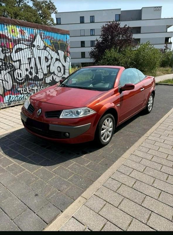 Rot Gebraucht 2007 Renault Mégane Cabriolet Cabrio | 1.500 € - Bild 1/4