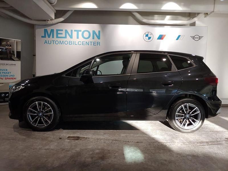 Gebraucht BMW 218 Performance 136 PS (100 kW) 2022 Schwarz Van / Kleinbus