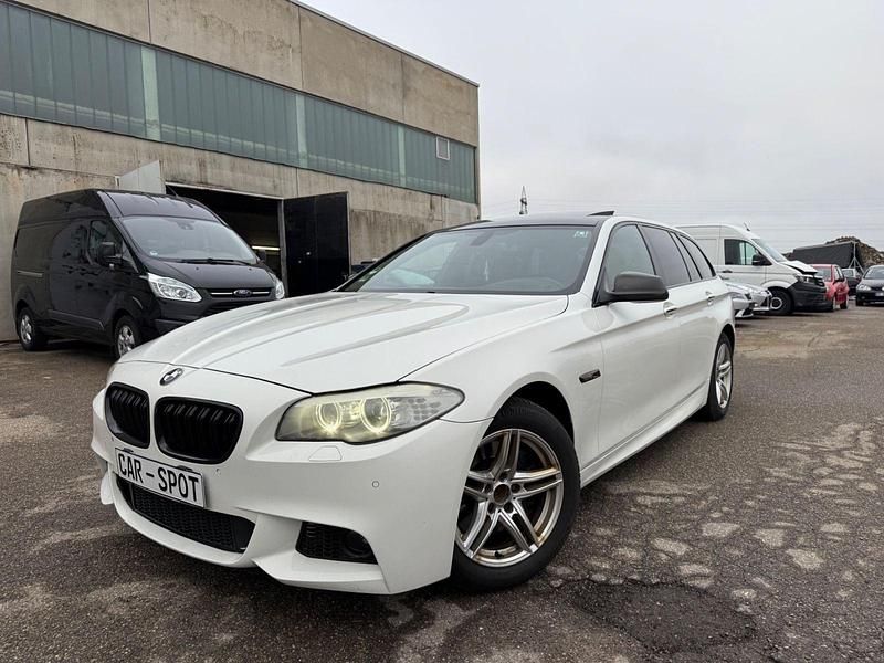 Weiß Gebraucht 2011 BMW 525 M Sport Kombi | 7.400 € (Guter Preis) - Bild 1/4
