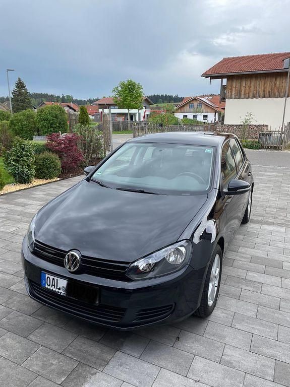 Schwarz Gebraucht 2009 VW Golf VI Trendline Limousine | 4.350 € (Guter Preis) - Bild 1/4