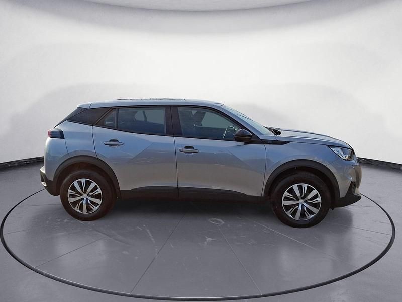 Gebraucht Peugeot e-2008 Active 100 kW (136 PS) 2022 Grau SUV