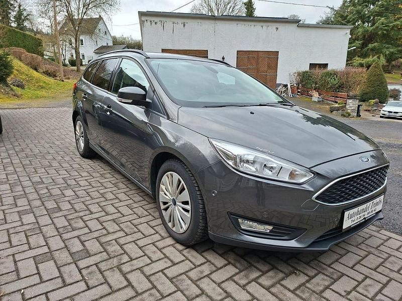 Gebraucht Ford Focus Trend 125 PS (91 kW) 2016 Limousine