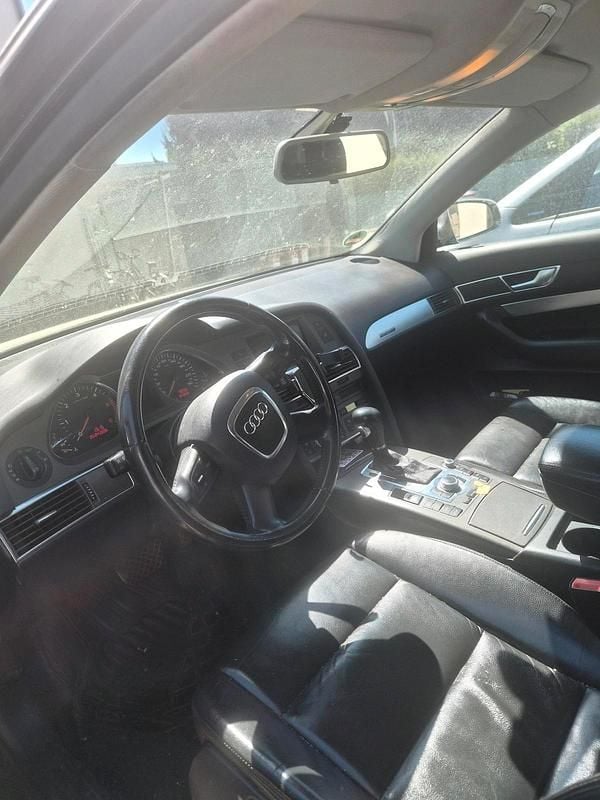 Second-hand Audi A6 180 CP (132 kW) 2006 Negru Break