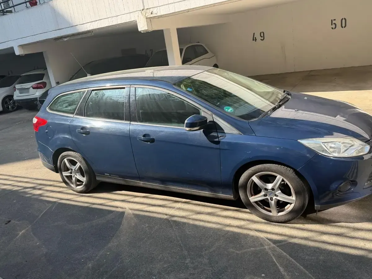 Używany Ford Focus 125 KM (91 kW) 2012 Niebieski Kombi