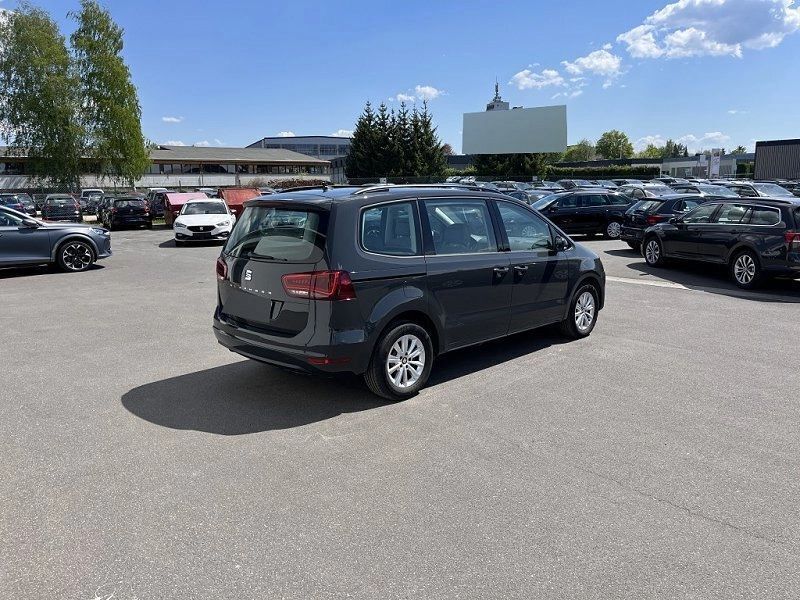 Grau Gebraucht 2019 Seat Alhambra Style Van / Kleinbus | 32.389 € (Guter Preis) - Bild 1/4