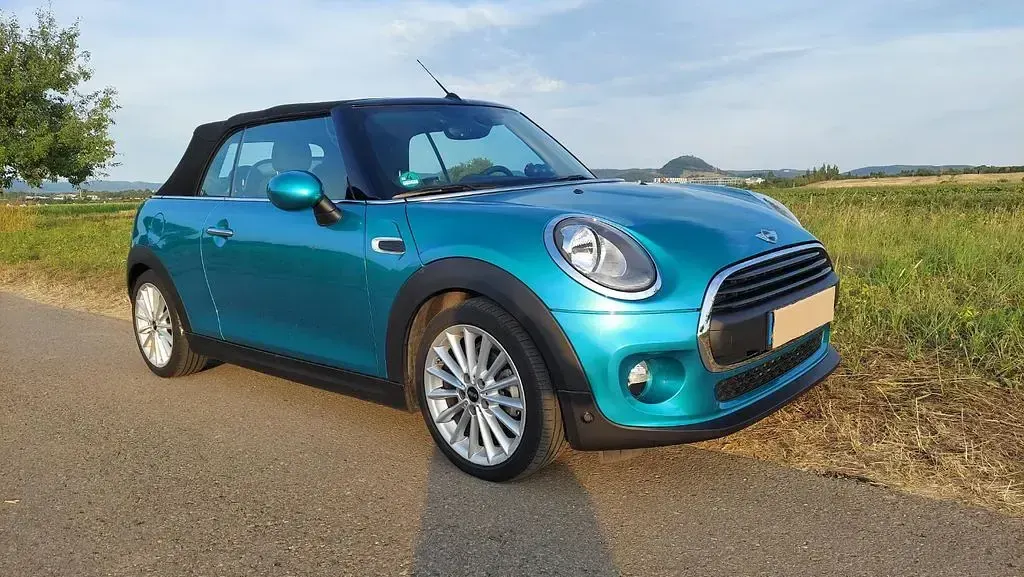 Gebraucht Mini One Cabriolet Pepper 102 PS (75 kW) 2016 Blau Cabrio