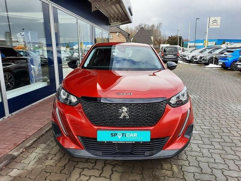 Gebraucht Peugeot 2008 Active 131 PS (96 kW) 2022 Elixir rot SUV