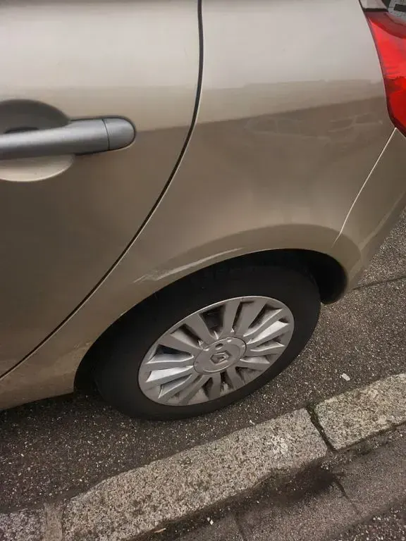 Gebraucht Renault Clio II Dynamique 111 PS (81 kW) 2006 Braun Limousine