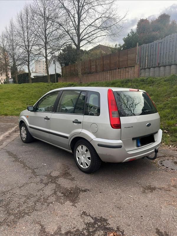 Gebraucht Ford Fusion 80 PS (58 kW) 2003 Grau Kleinwagen