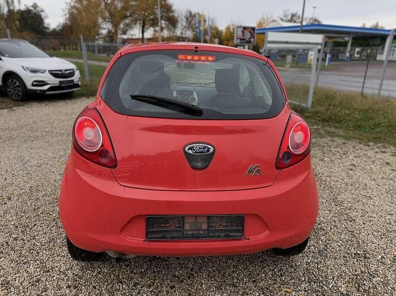Gebraucht Ford Ka 69 PS (50 kW) 2012 Orange Limousine