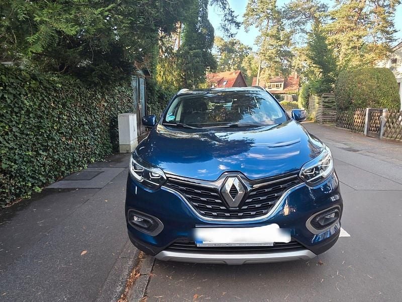 Blau Gebraucht 2019 Renault Kadjar LIMITED Deluxe SUV | 9.200 € (Guter Preis) - Bild 1/4