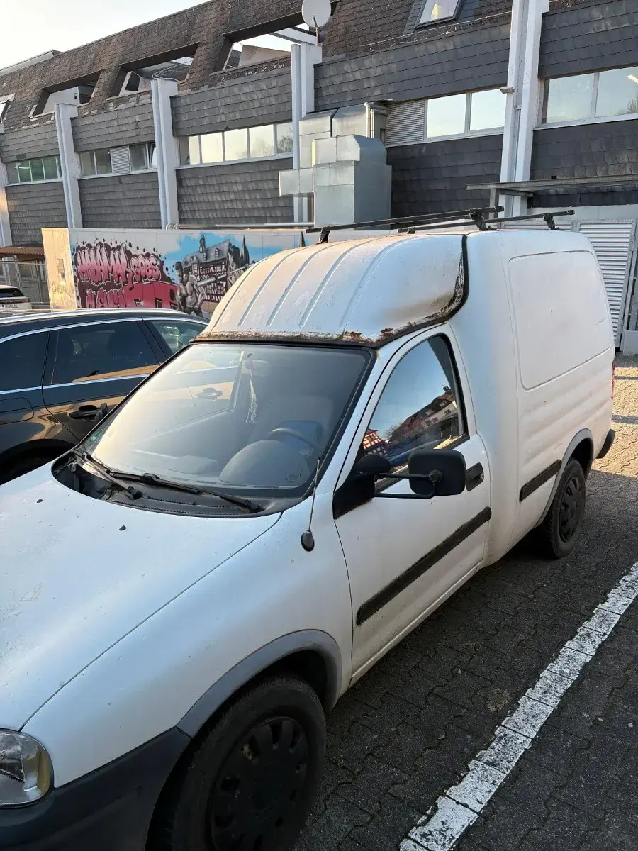 Używany Opel Combo 60 KM (44 kW) 1996 Biały Minivan