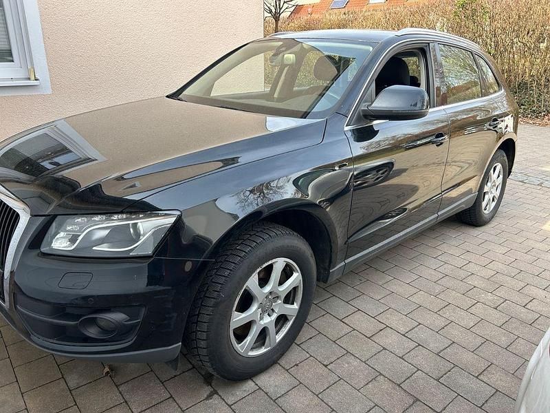 Second-hand Audi Q5 Sport 239 CP (175 kW) 2009 Maro SUV