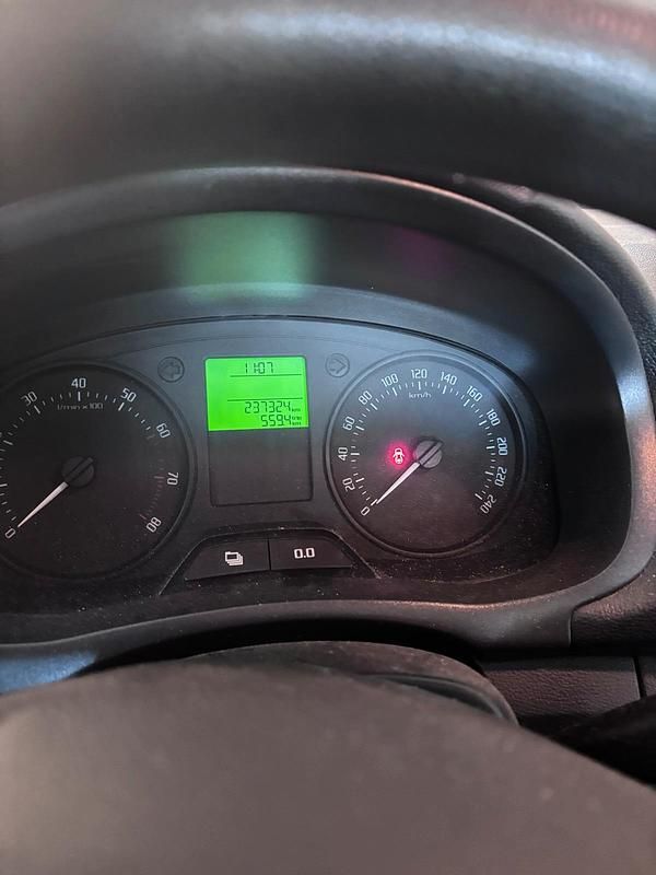 Gebraucht Skoda Fabia 70 PS (51 kW) 2011 Blau Kleinwagen