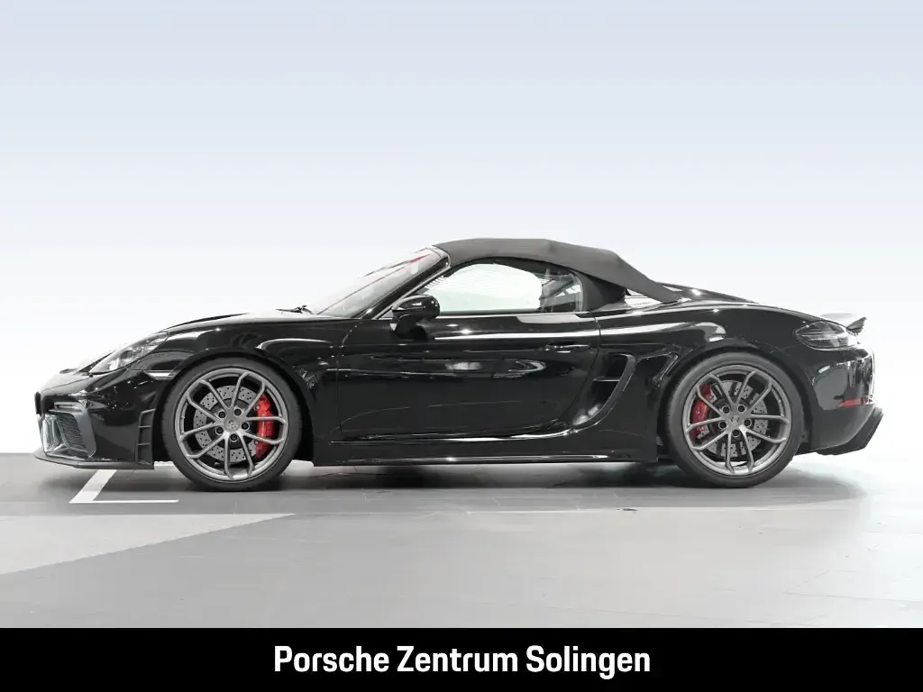 Gebraucht Porsche 718 Spyder 420 PS (308 kW) 2022 Tiefschwarz Cabrio