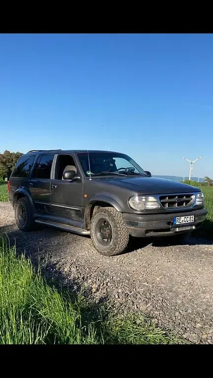 Gebraucht Ford Explorer 207 PS (152 kW) 1998 Grau SUV