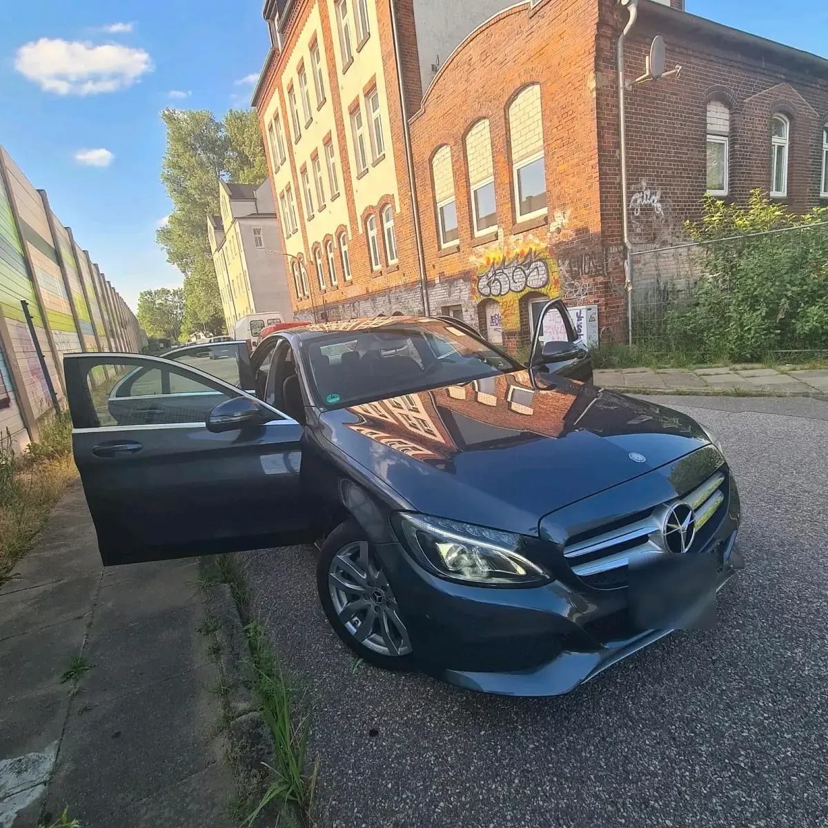Gebraucht Mercedes C180 2016 Grau Limousine