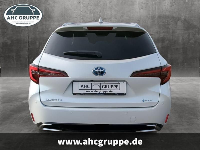 Neu Toyota Corolla Business Edition 152 PS (111 kW) 2025 Weiß Kombi