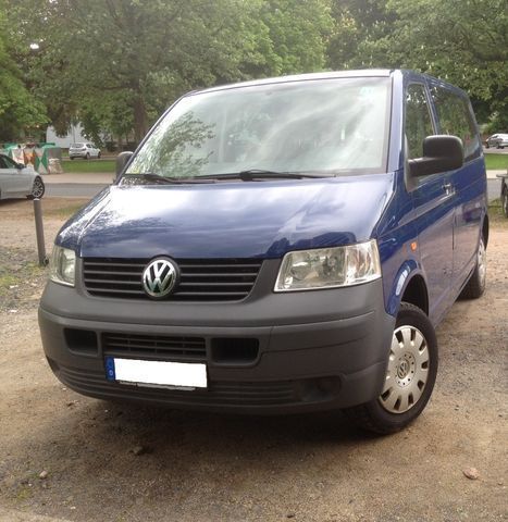 Second-hand VW T5 105 CP (77 kW) 2006 Albastru Van