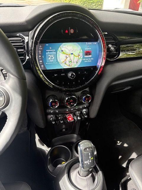 Używany Mini Cooper S Classic 178 KM (130 kW) 2024 Czarny Hatchback