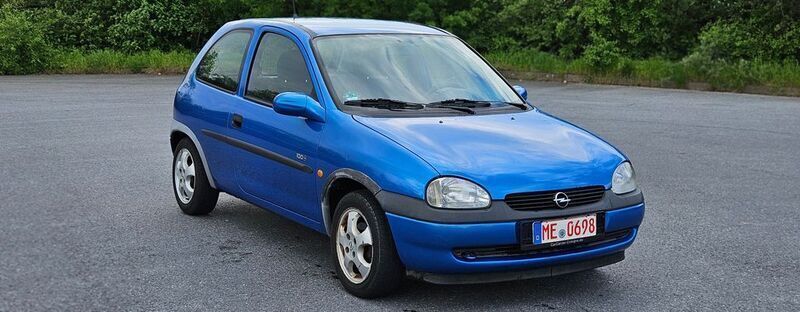 Gebraucht Opel Corsa 65 PS (47 kW) 1999 Blau Limousine