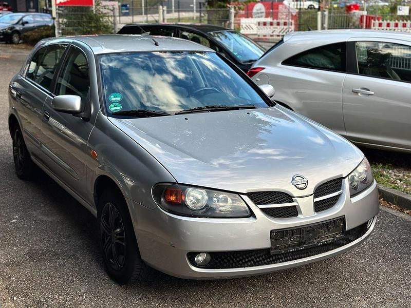 Silber Gebraucht 2005 Nissan Almera Acenta+ Limousine | 1.600 € (Fairer Preis) - Bild 1/4