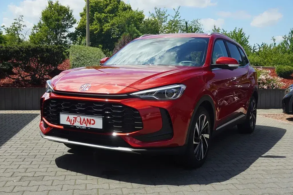 Neu MG ZS Luxury 197 PS (144 kW) 2026 Rot SUV