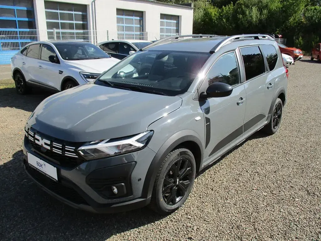 Gebraucht Dacia Jogger Extreme 110 PS (80 kW) 2023 Grau Van / Kleinbus