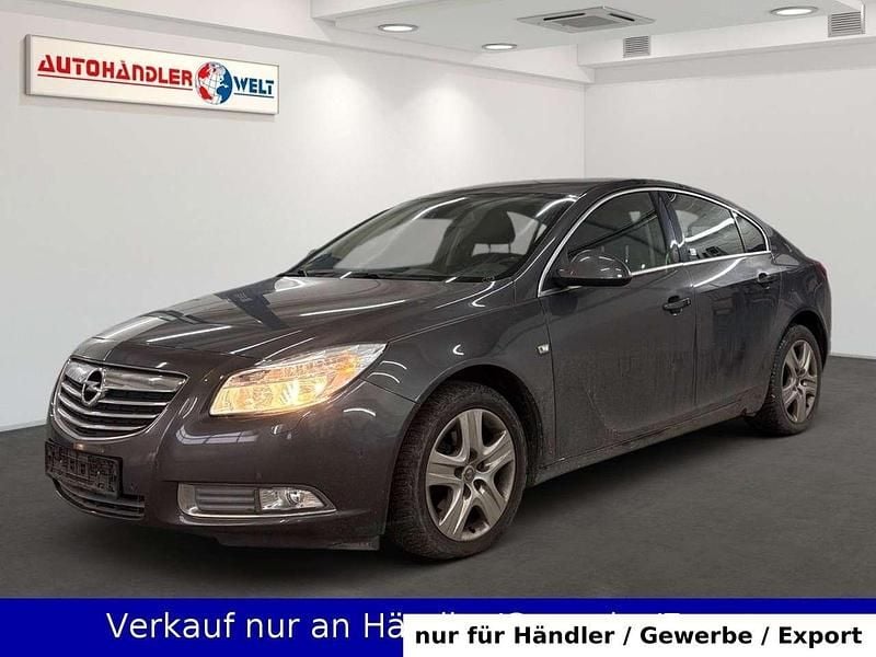 Gebraucht Opel Insignia 140 PS (102 kW) 2011 Grau Limousine