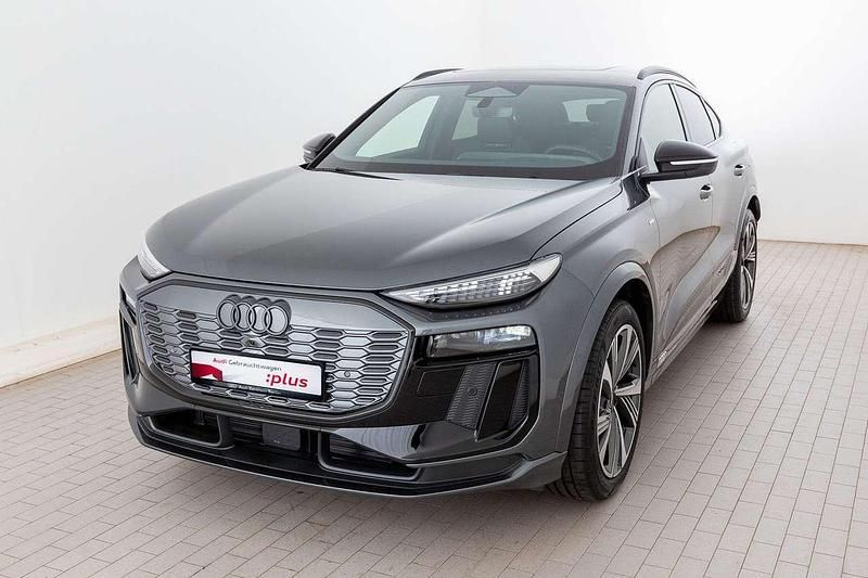 Gebraucht Audi Q6 e-tron Performance 225 kW (306 PS) 2025 Daytonagrau perleffekt SUV