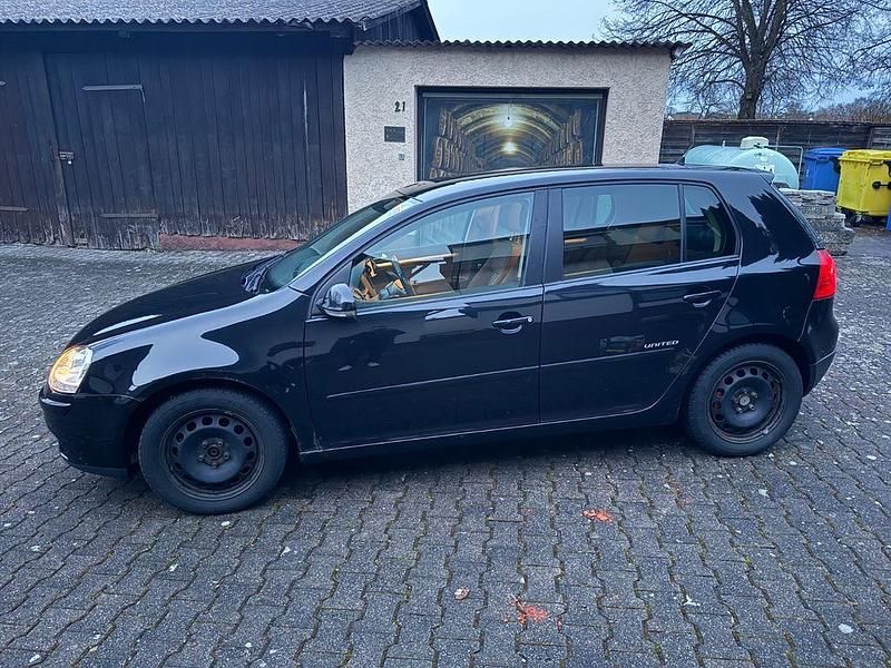 Gebraucht VW Golf VI 102 PS (75 kW) 2008 Schwarz Kleinwagen