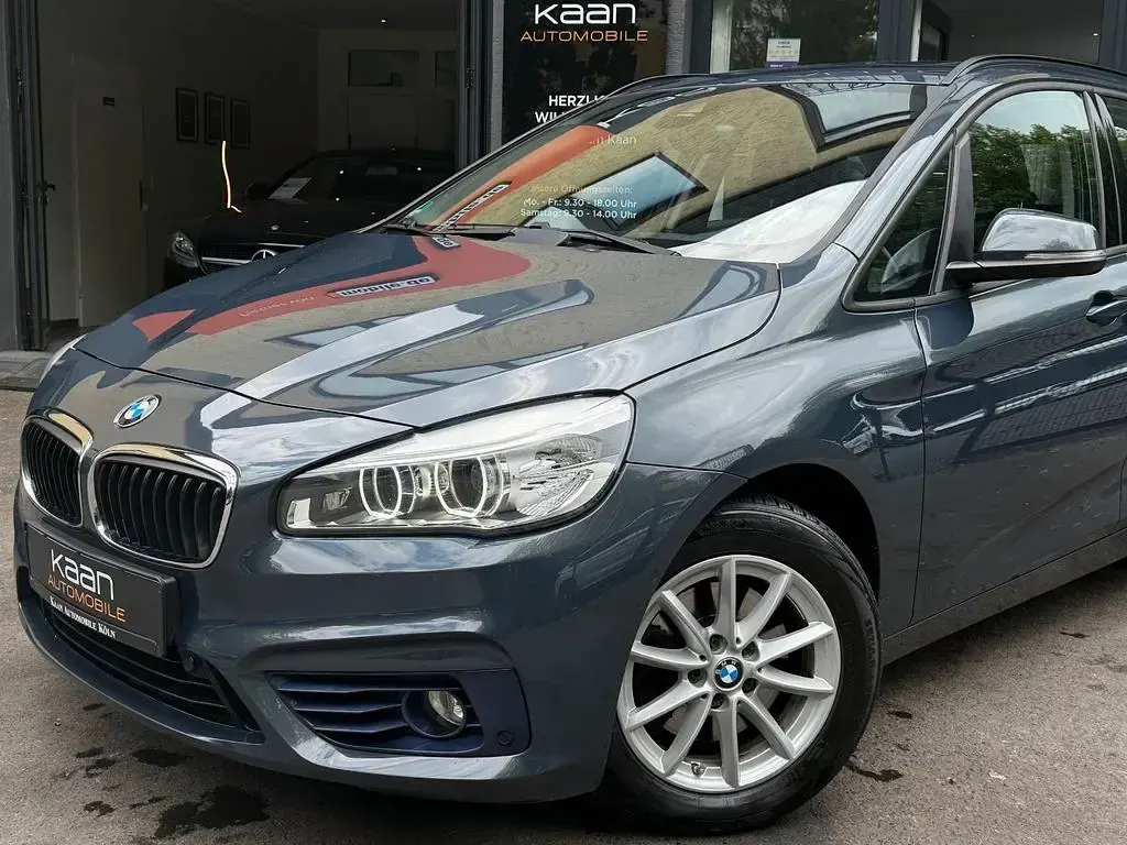 Gebraucht BMW 220 Active Tourer Sport Line 192 PS (141 kW) 2015 Grau Van / Kleinbus