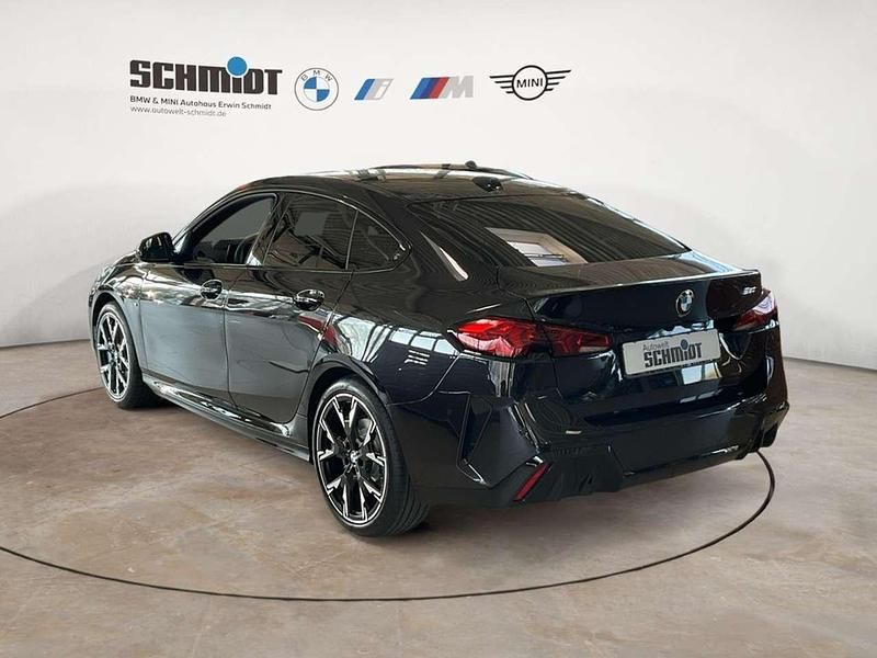 Neu BMW 214 M Sport 170 PS (125 kW) 2025 Black saphire metallic Coupé