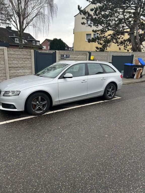 Gebraucht Audi A4 Ambiente 122 PS (89 kW) 2011 Silber Kombi