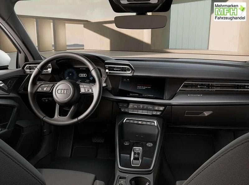 Neu Audi A3 204 PS (150 kW) 2025 Navarrablau metallic SUV