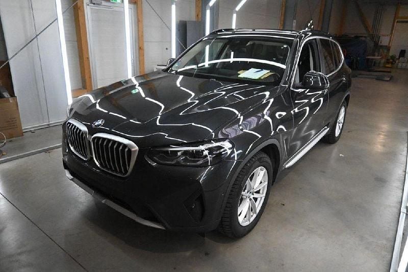 Sophistograu Gebraucht 2022 BMW X3 Sport Line SUV | 43.799 € (Etwas zu teuer) - Bild 1/4